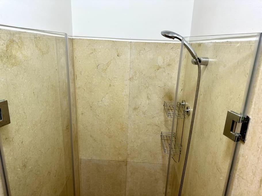 2 Bedroom Condo, With Pool, And Beach & Lagoon Access ฮูร์กาดา ภายนอก รูปภาพ