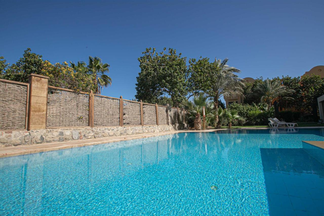 2 Bedroom Condo, With Pool, And Beach & Lagoon Access ฮูร์กาดา ภายนอก รูปภาพ